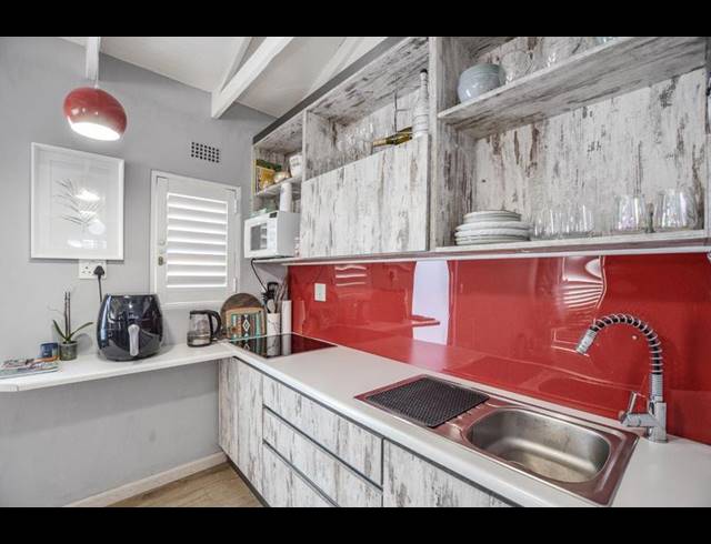 6 BEDROOM HOUSE FOR SALE IN DE TIJGER